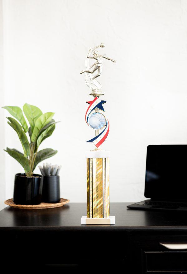 21  Olympic Series Logo Riser on Wide Column with Figure Trophy 3 scaled