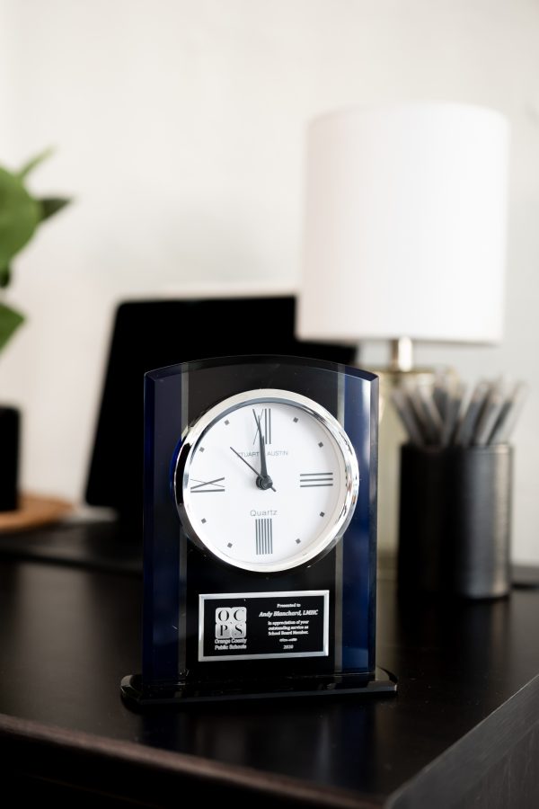 6.25  Black and Blue Glass Clock w Blk Silver Plate 3 scaled