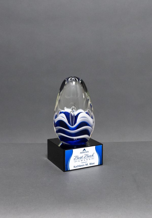 7.5  Art Glass Blue and White Egg on Black Base 2 scaled